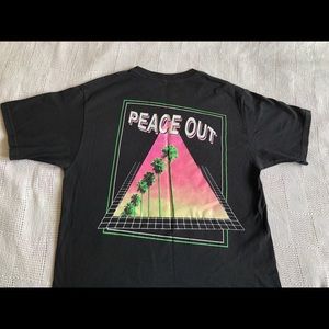 Black graphic vaporwave tee